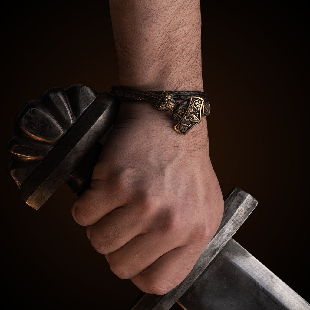 Pulsera Vikinga De Acero Inoxidable Con Martillo De Thor | Brazalete Runas Para Hombres | Ajustable Y Resistente