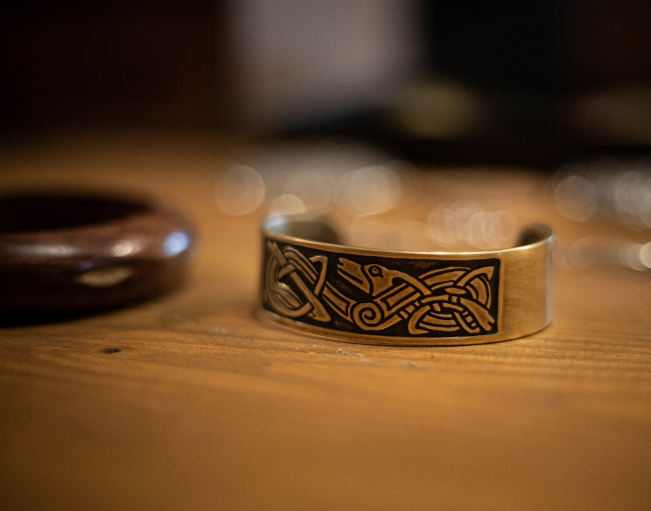 Cómo hacer tus propios accesorios nórdicos en casa – Viking-celtic
