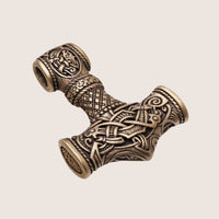 Amuleto de bronze martelo de Thor