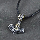 Amulette marteau de Thor viking en argent avec runes en or
