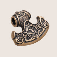Collier hache viking en bronze : le heaume de la crainte