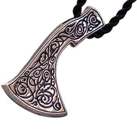 Colgante artesanal Hacha de Perun en plata 925