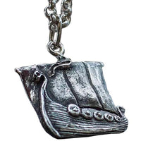 Colgante barco vikingo de plata