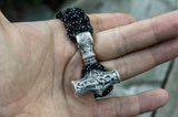 Pulsera vikinga martillo de Thor gigante en plata paracord negra