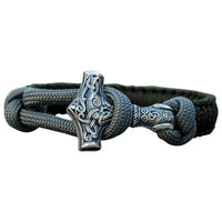 Bracelet marteau Thor olive en argent fait à la main nœud gris
