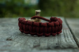 Pulsera roja con martillo de Thor de bronce hecha a mano