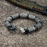 Bracelet viking hache travaillé de façon artisanale