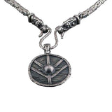 Escudo Lagertha de plata de ley montado en cadena